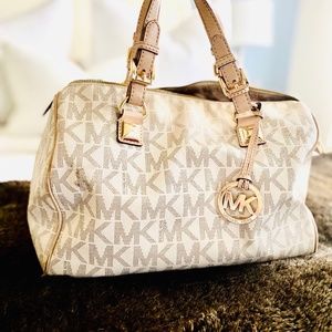 Michael Kors speedy Purse